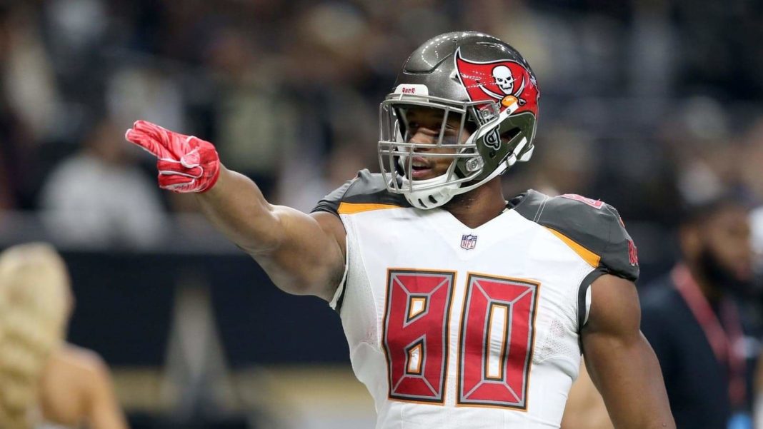 Tampa Bay Buccaneers tight end O.J. HowardChuck (Cook-USA TODAY Sports)