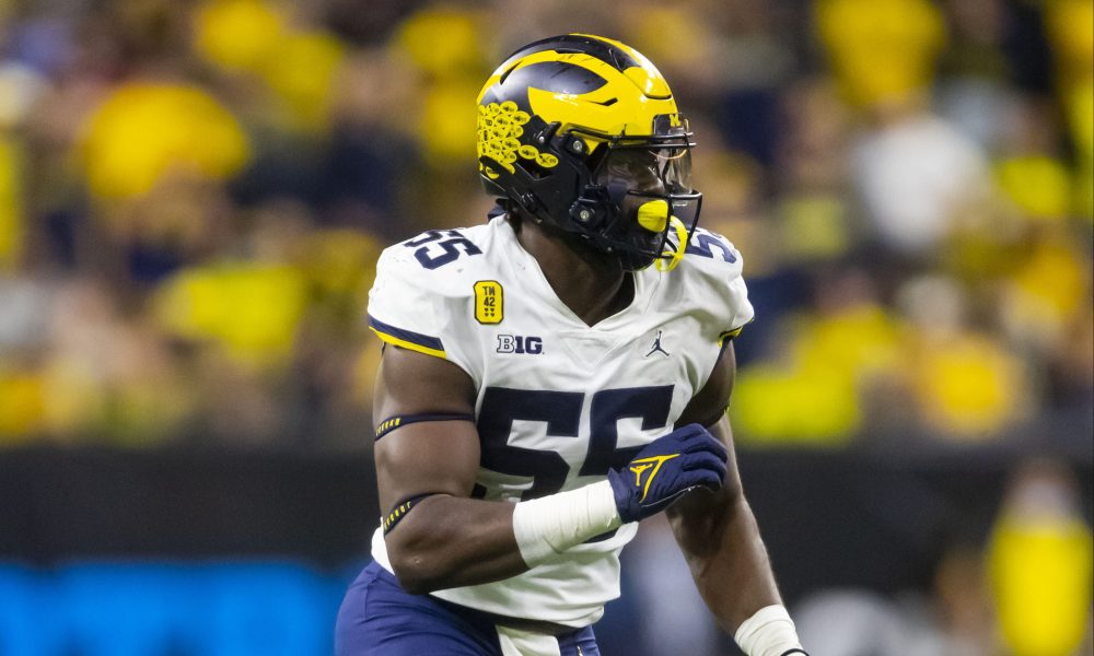 Should the Buccaneers look to draft David Ojabo in the 2022 NFL draft?/ via USA Today