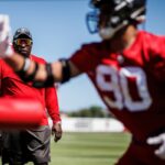 Watch: Buccaneers Great Sapp Working with the Defense