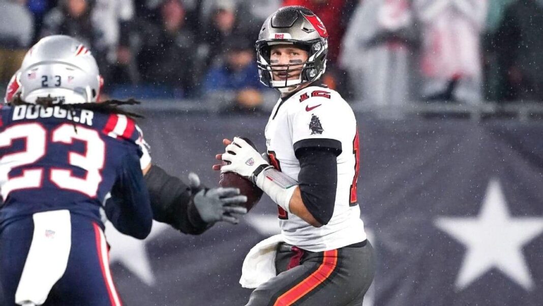 Buccaneers quarterback Tom Brady drops back to pass against the New England Patriots/via ESPN