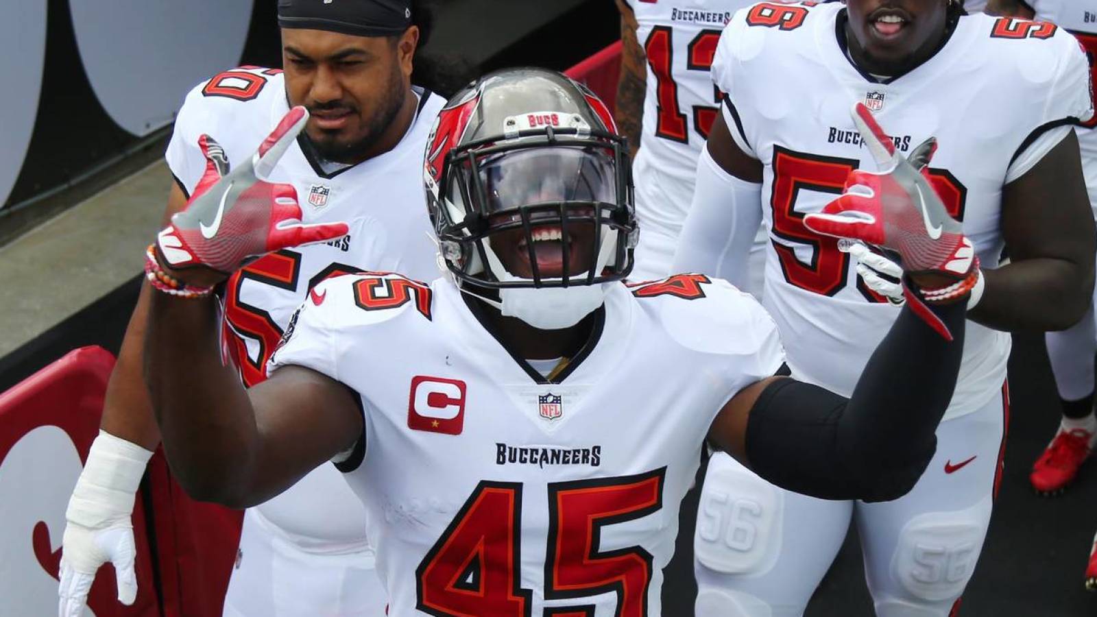 Did Buccaneers' White Announce He's Leaving Tampa Bay? - Bucs Report
