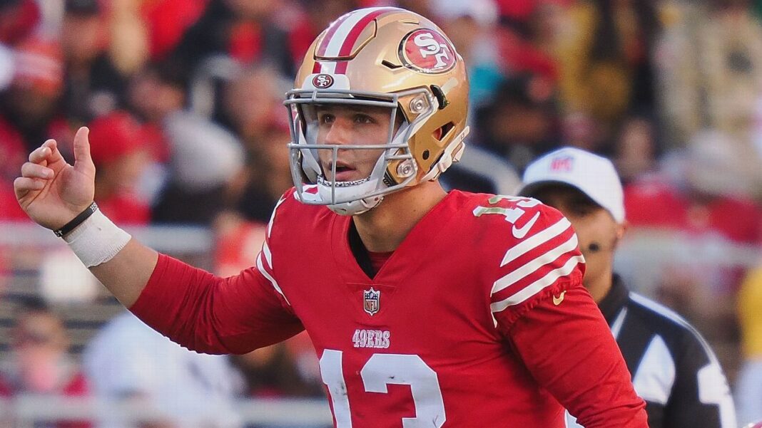 San Francisco 49ers' quarterback Brock Purdy faces an aggressive Buccaneers' defense / via ESPN