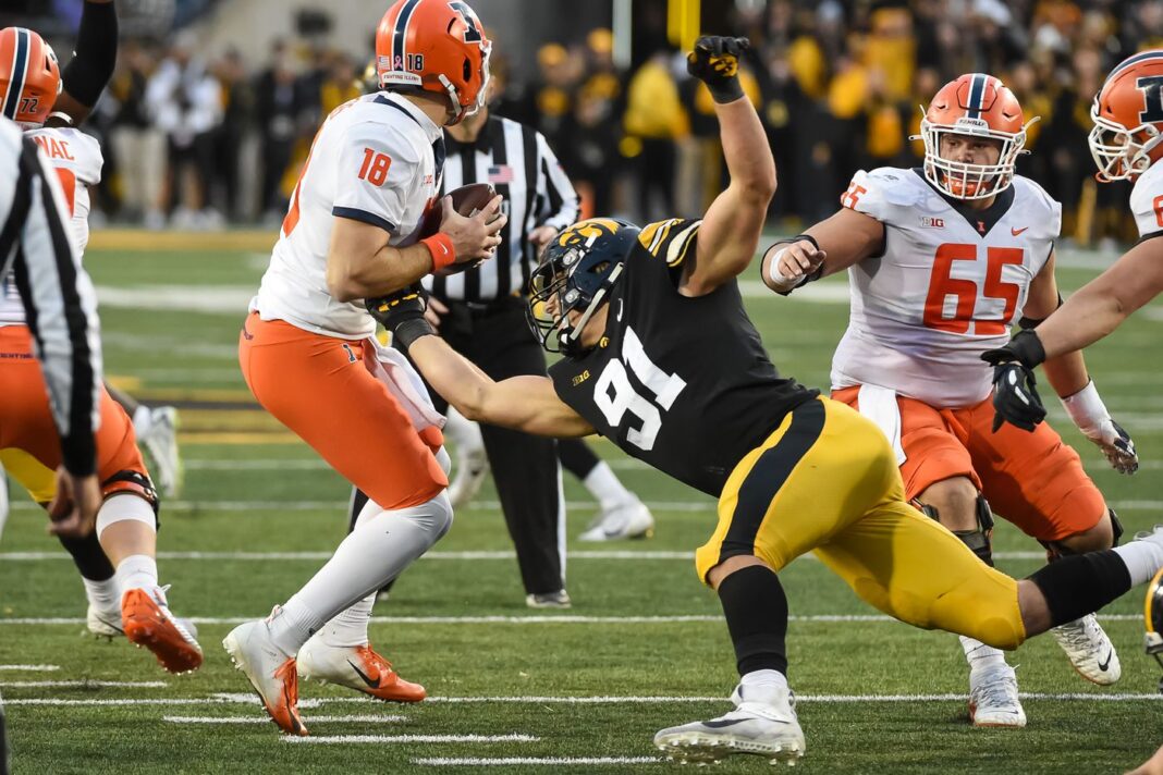 Should the Buccaneers look into selecting Lukas Van Ness out if Iowa in the 2023 NFL draft? / Steven Branscombe-USA TODAY Sports