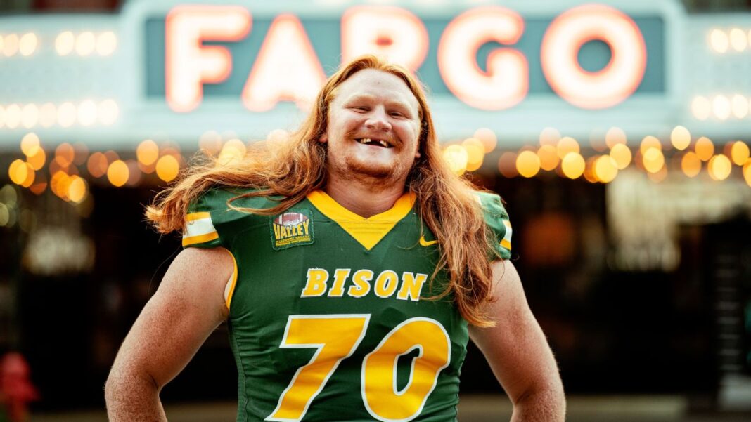 North Dakota State offensive tackle Cody Mauch is moving up several NFL draft big boards / via ESPN