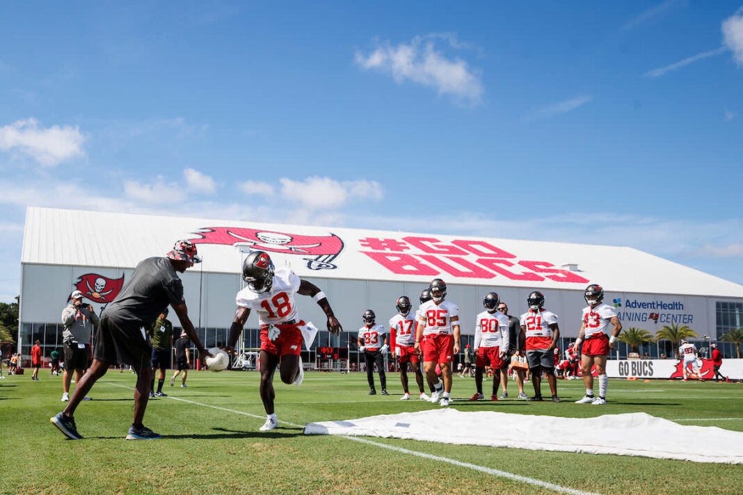 Buccaneers' players participate in OTAs at the AdventHealth Practice Facility / via buccaneers.com