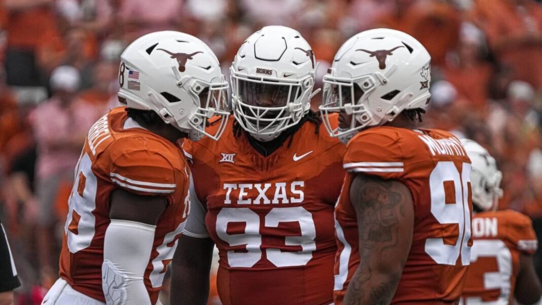 University of Texas defensive lineman T'Vondre Sweat is moving up several NFL team's draft boards / via Aaron E. Martinez / USA TODAY NETWORK