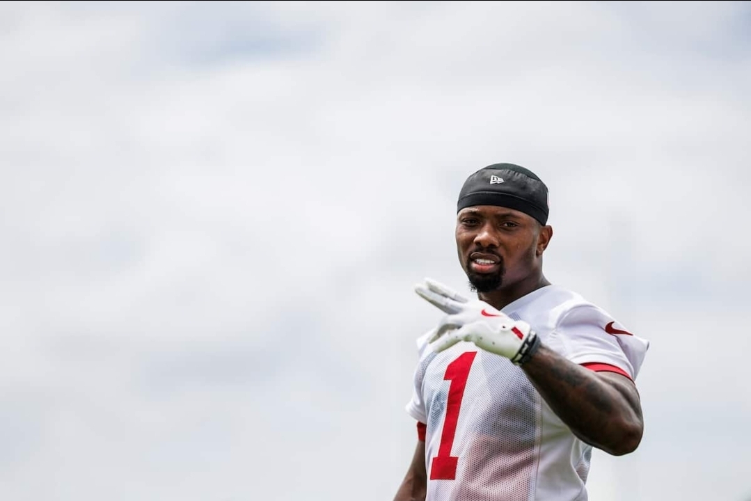 Buccaneers Free-Agent Signing Turns Heads During Minicamp - Bucs Report